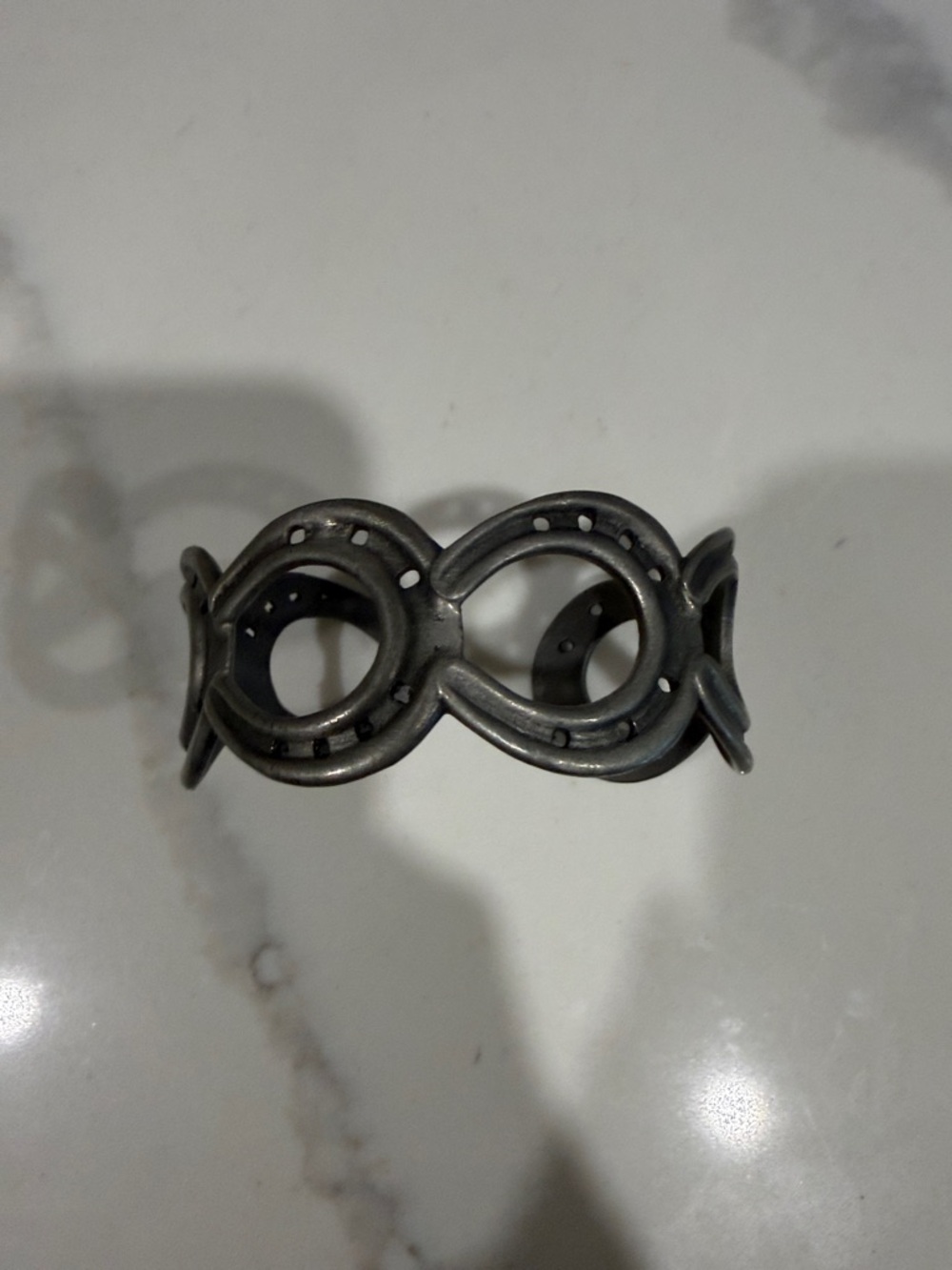 Infinity Link Horsebit-Style Metal Ring Bracelet - Gunmetal